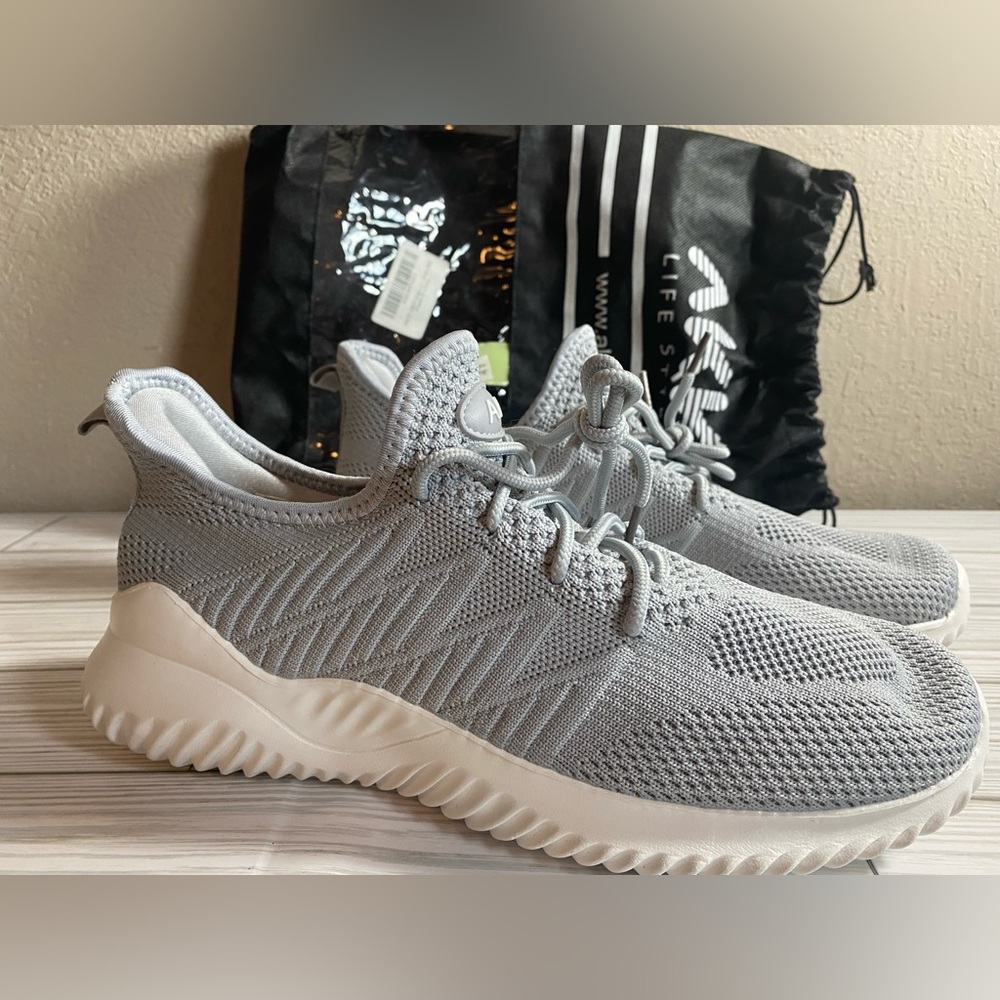 AKK Women’s Athletic Shoes with Memory Foam Footbed size 10